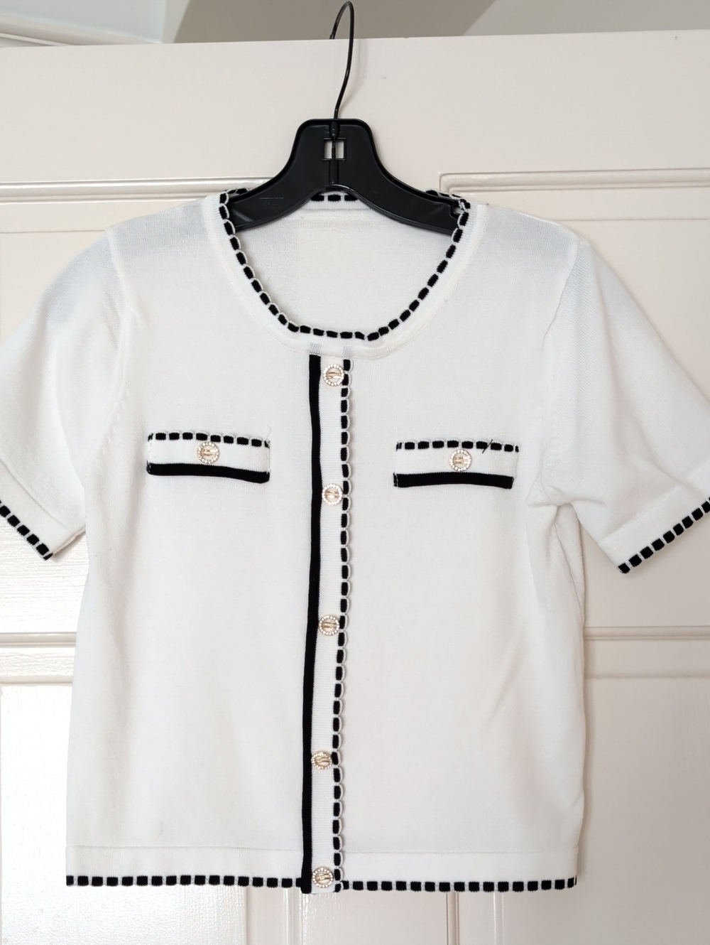 Classic White Short-Sleeve Knit Cardigan with Black Trim